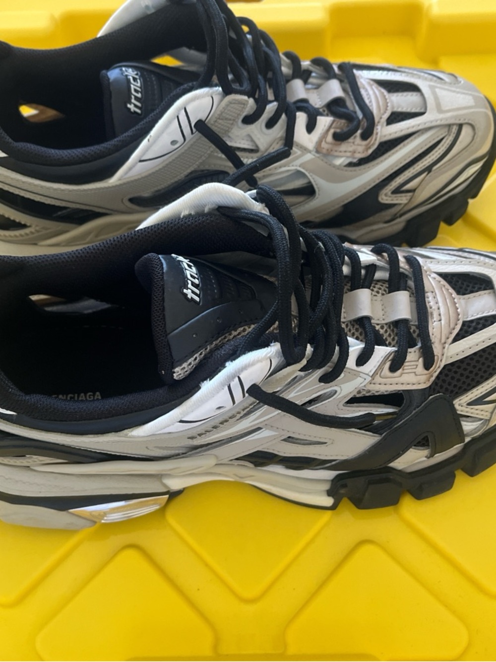 Balenciaga Black and White Sneaker (Men's) - Picture 2 of 7